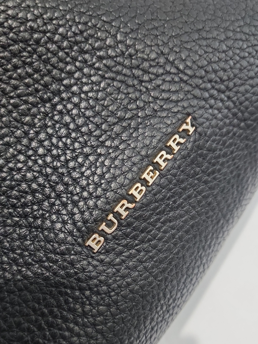 Burberry Cale Hobo Bag - Picture 7 of 16